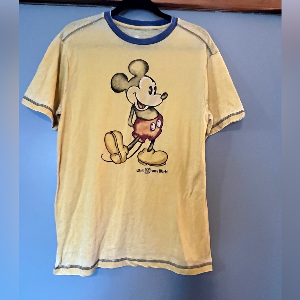 Retro Mickey Mouse Disney ringer tee! Vintage look and Feel size S